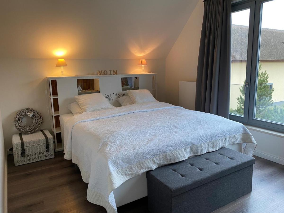 Ostsee - Reetdachhaus Nr 42 "Waterkant" Im Strand Resort Heiligenhafen Extérieur photo